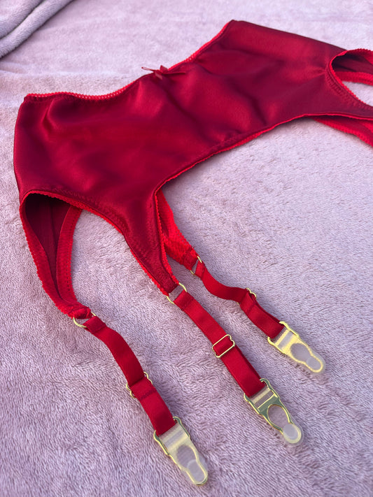 Six Clip Suspender Belt
