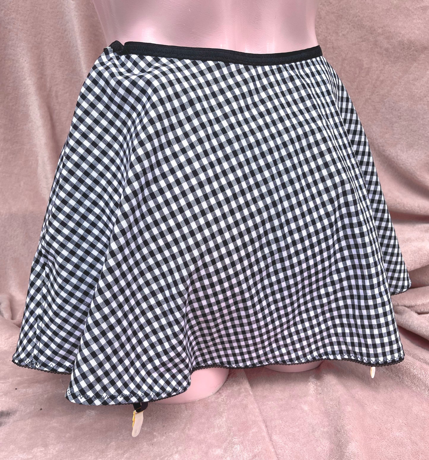 ‘Sweetheart’ Suspender Skirt
