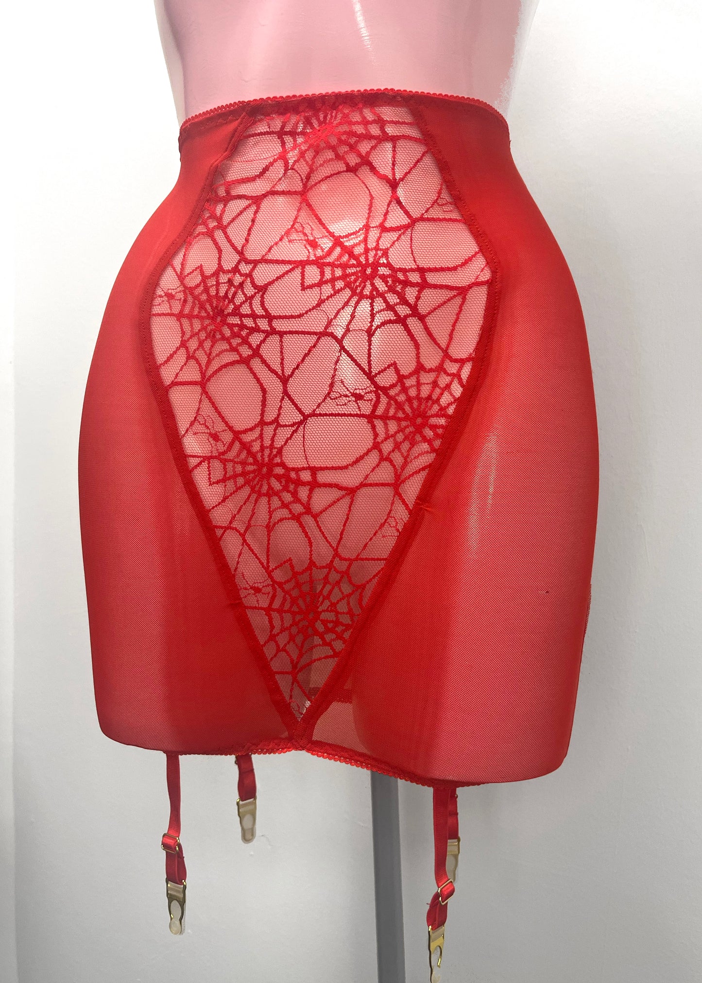 Inch Wincy Spider Girdle