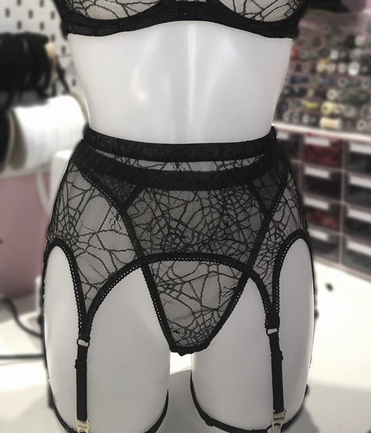 Six Clip Suspender Belt