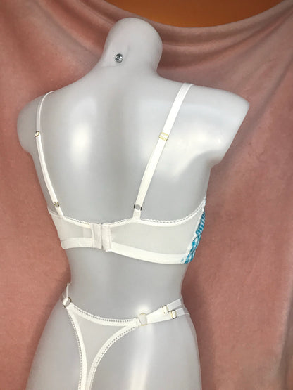 Wired Plunge Bra